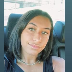 Meet your Posher, Marina